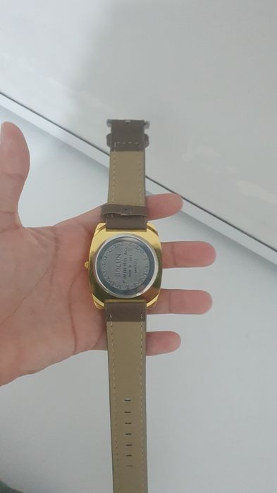 Часы золотые 3500тг