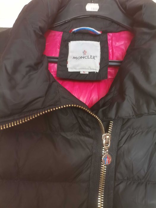 Оригинален пухен Moncler  Selle