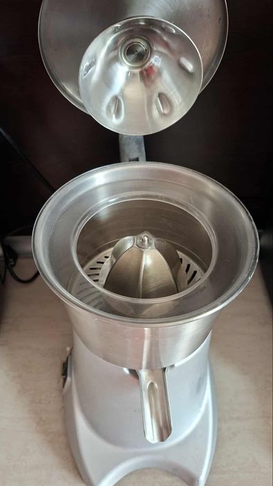 Професионална Сокоизтисквачка