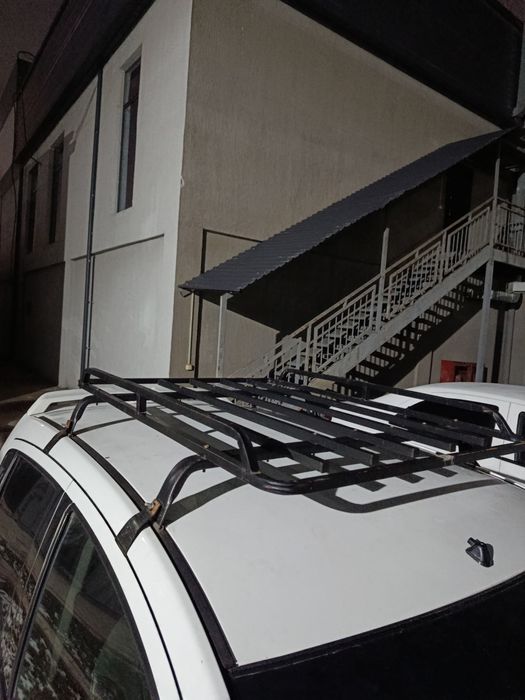 Avto bagajnik sotiladi Spark