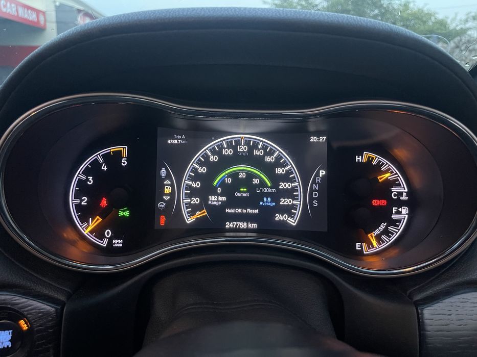 Dezmembrez jeep grand cherokee 3.0 exf