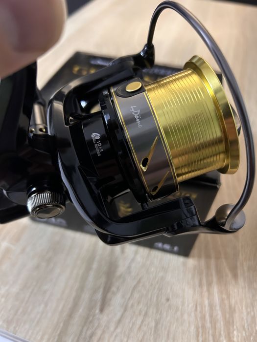 Mulinete pentru pescuit la feeder