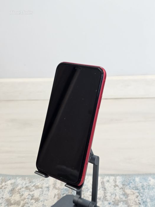 IPhone 11, 64 гигабайт