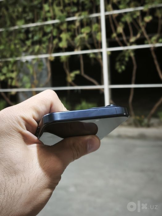 Iphone 15 Pro max karobka bor holat zor