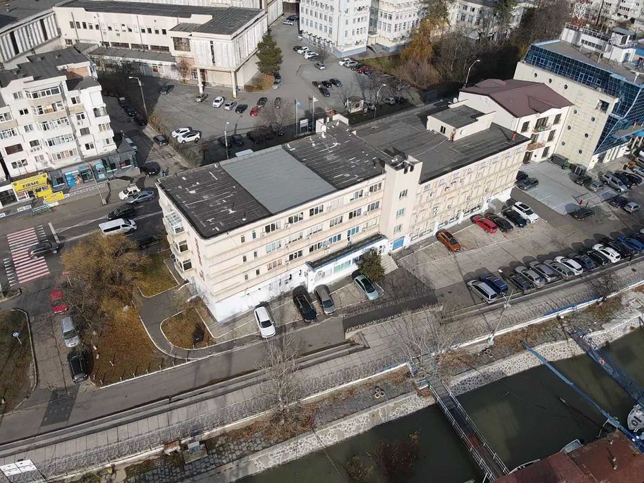 Inchiriez spatiu pentru birouri 158 mp sau 177 mp utili