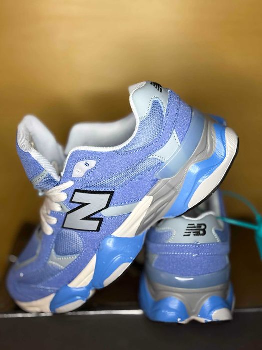 Vând adidași New Balance noi, nepurtați, în cutia originală.