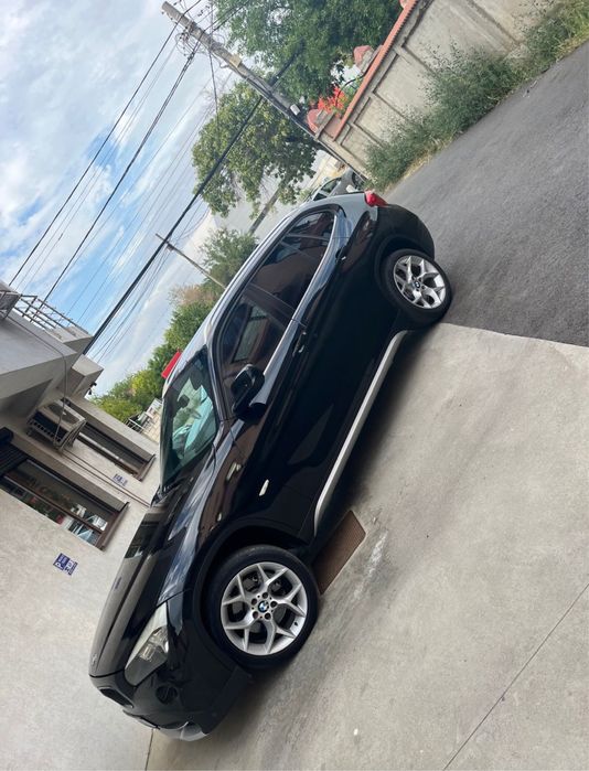 BMW X1 2010 — imagine 2