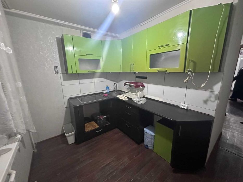 Продам 3 комн квартиру в центре