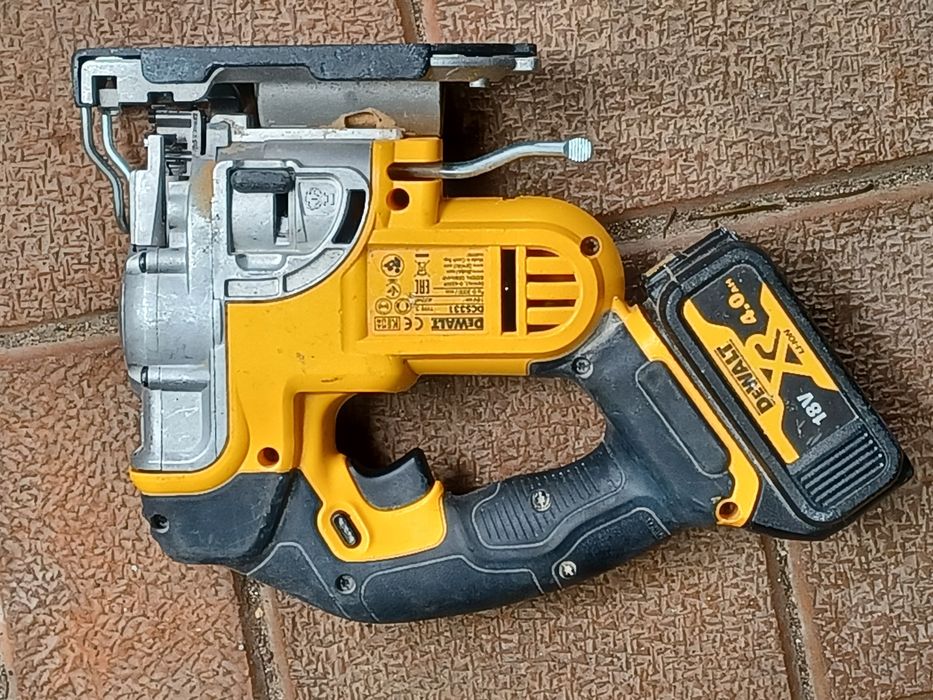 Pendular DEWALT DCS 331 original , made CEHIA