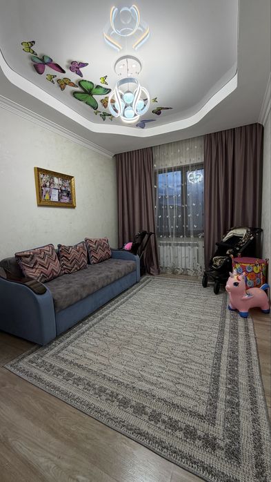 Үй 120 квадрат 8 соток жерімен қоршалған