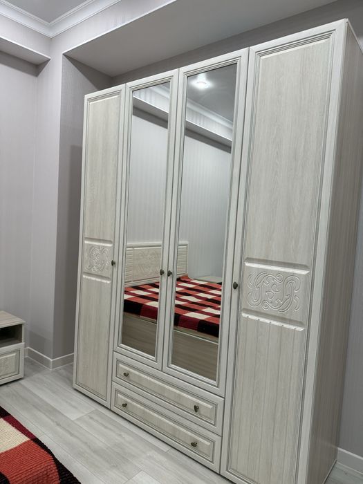 Спальный гарнитур