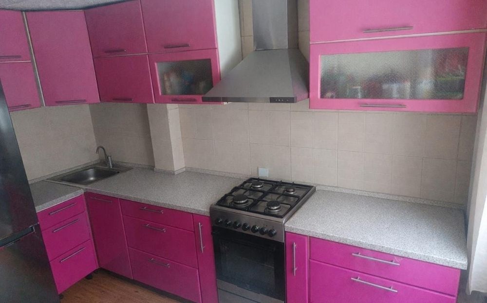продам кухонный гарнитур