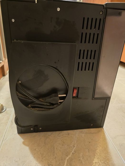 Продавам кафемашина Bosch bonvenito 20
