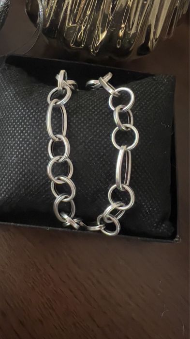 Сребърна гривна