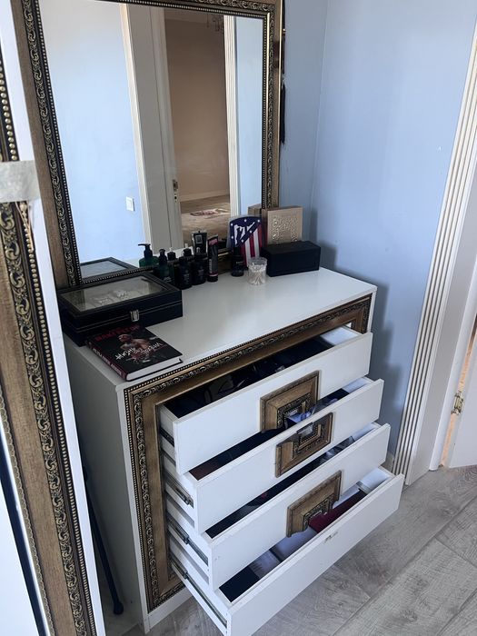 Продается мебель для спальни