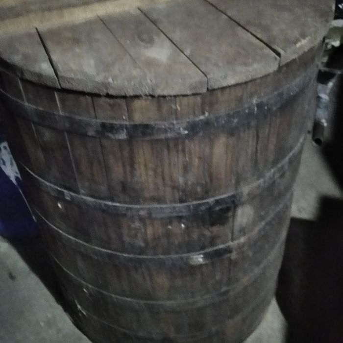 Дъбова каца около 220литра