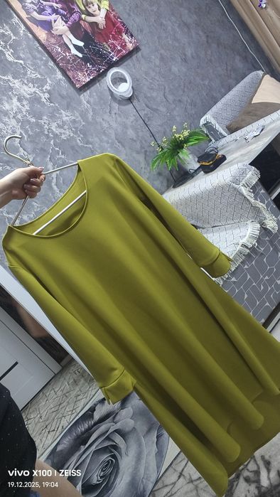 Продам срочно два новых платья