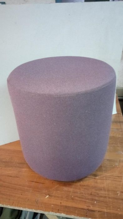 Пуфики однотонные, комбинированные