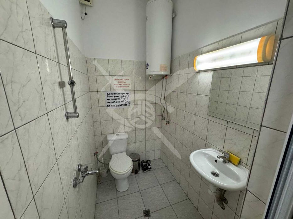 Продава се Магазин в Айтос - 230 кв.м за 414 €/кв.м - Снимка #4