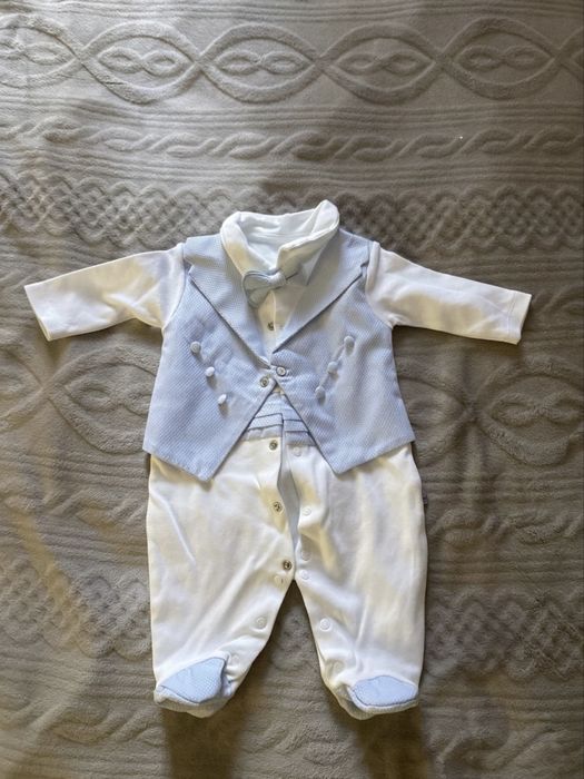 Костюм для новорожденного на выписку