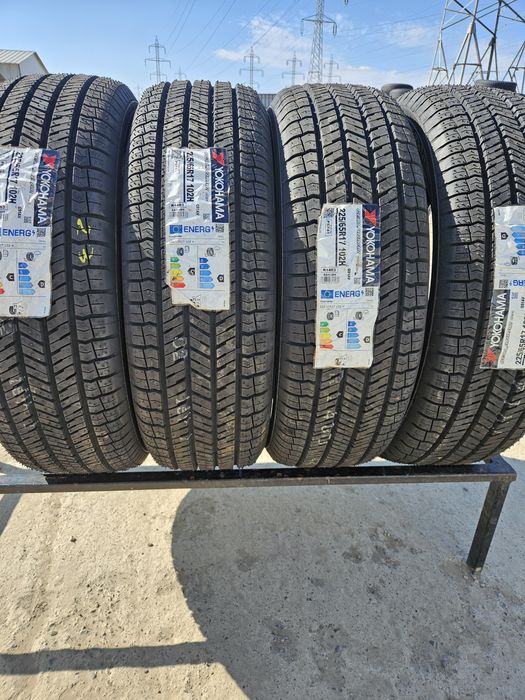 Vând anvelope 225/65r17 225/65r17 IOKOHAMA