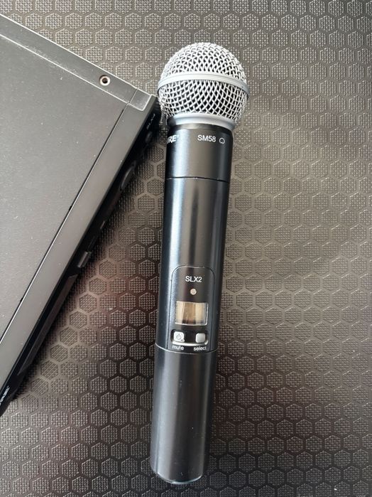 Shure SM58 + Shure SLX4 / безжичен микрофон и приемник