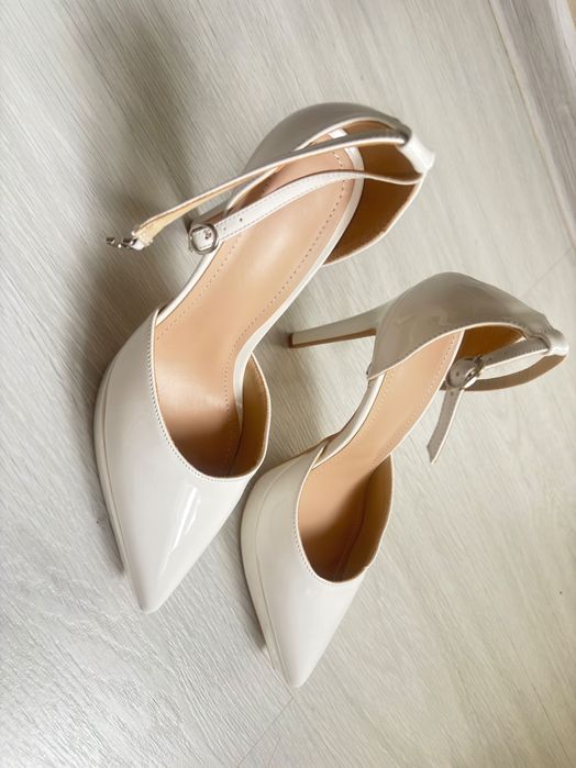 Обувки 12 см ток