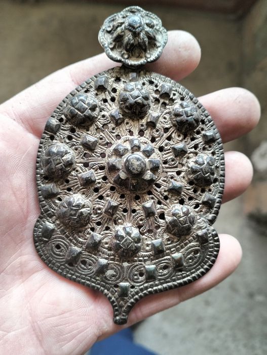 Сребърна автентична пафта