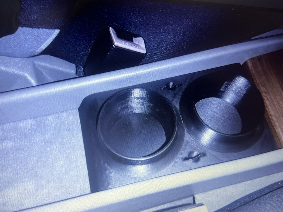 Подстаканник для Mersedes Benz w124