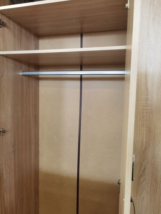 Гардероб 2 с чекмеджета НОВИ