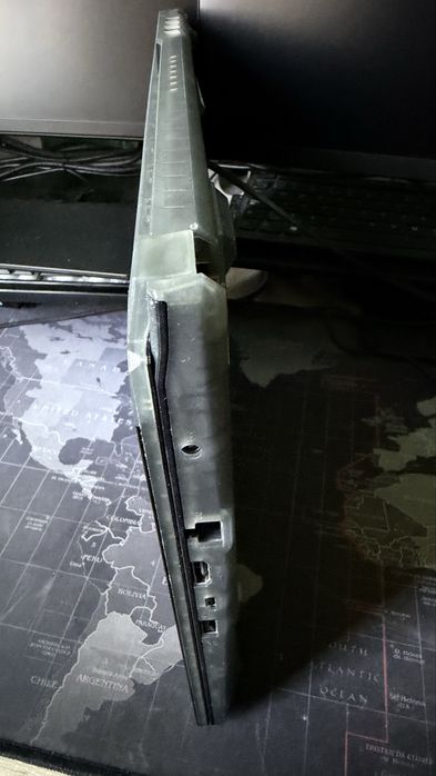 Laptop gaming MSI Cyborg