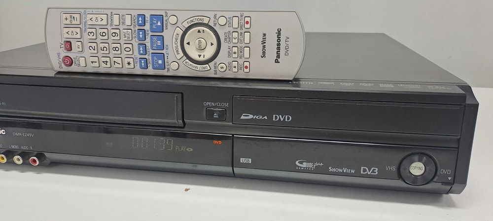 Panasonic DMR-EZ49V HDMI Combo VHS DVD Rec Telec pt Amplificator