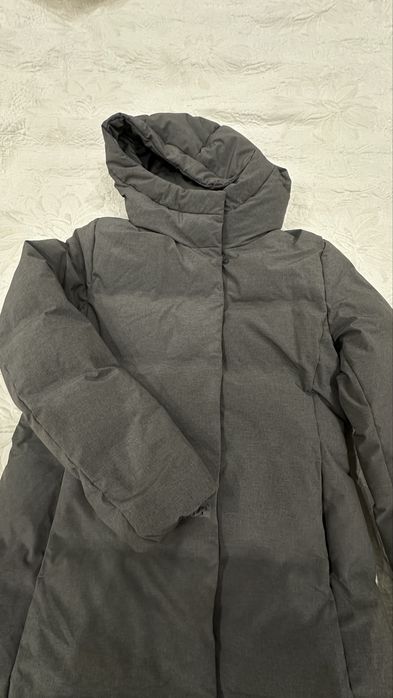 Продается шикарный Пуховик uniqlo