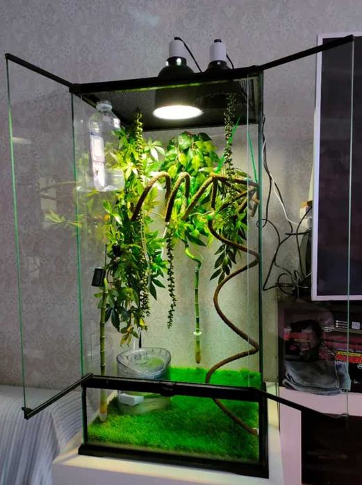 Лампа Hagen Exo-Terra Solar Glo