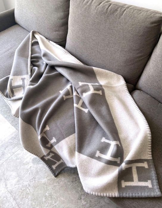 Hermes Avalon одеяло налични с торбичка