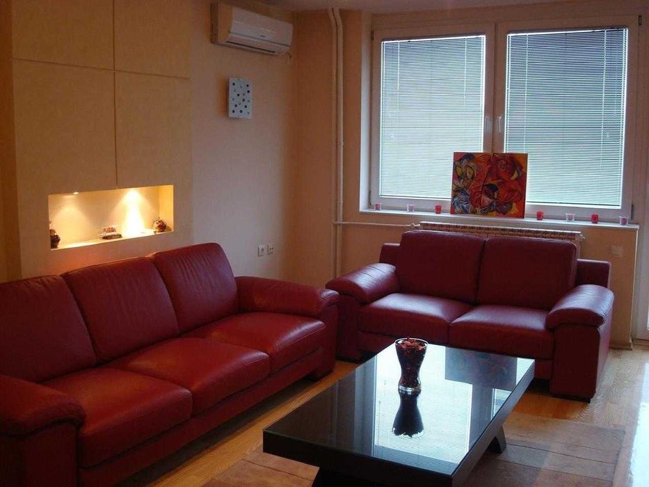 Дава се под наем Двустаен апартамент в Бургас, Възраждане - 50 кв.м за 204 € - Снимка #1