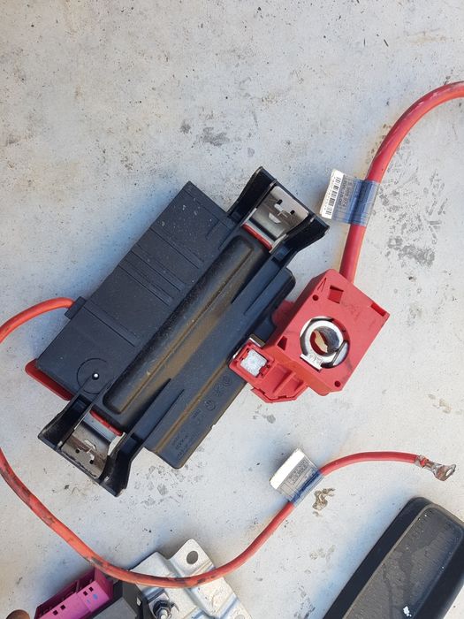 Пиропатрон бмв е90 е91 е92 е93 е81 е82