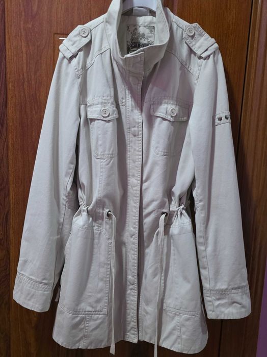 Женско яке 40-42