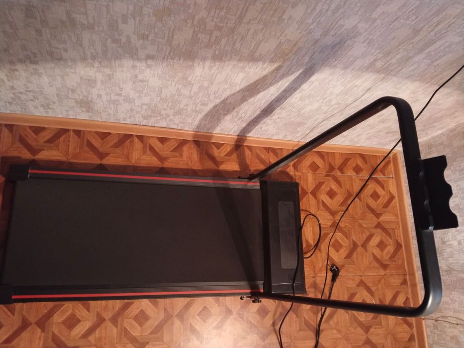 Продам беговую дорожку