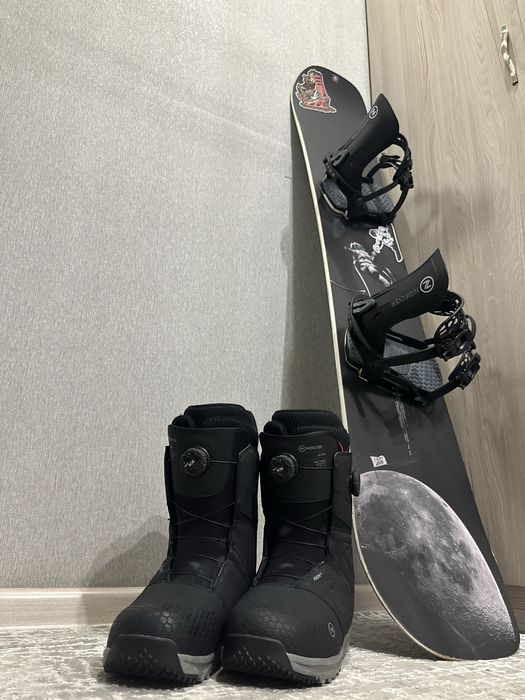 Сноуборд Burton+крепления