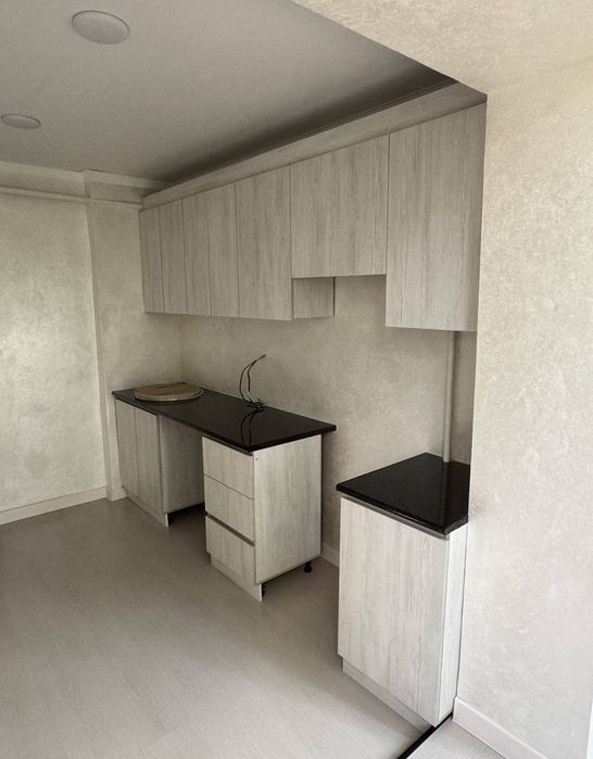 Ялангач-Налоговая  1 комнатная после ремонта