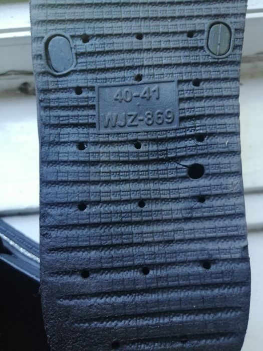 Дамски чехли. Черни