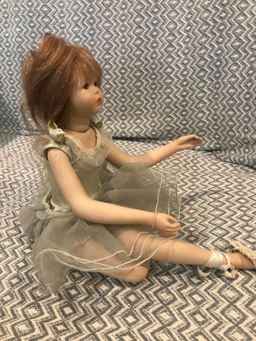 Кукла девочка балерина