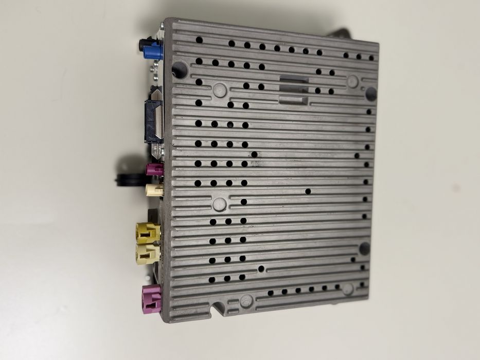 Unitate multimedia BMW NBT EVO ID4 Harman OEM 65126809243 – 100% funcțională