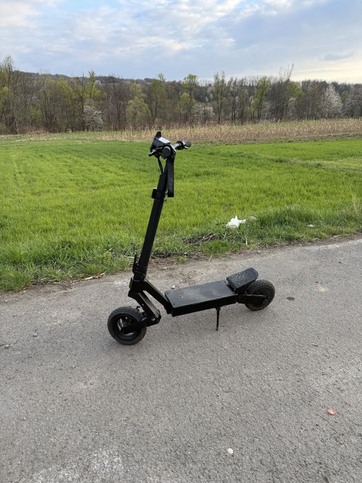 Kukirin g2  2025 full negru nu il trimit prin curier