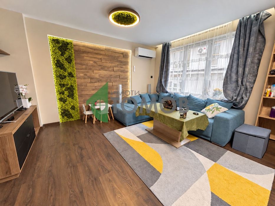Продава се Тристаен апартамент в Стара Загора, Железник - център - 105 кв.м за 1380 €/кв.м - Снимка #2