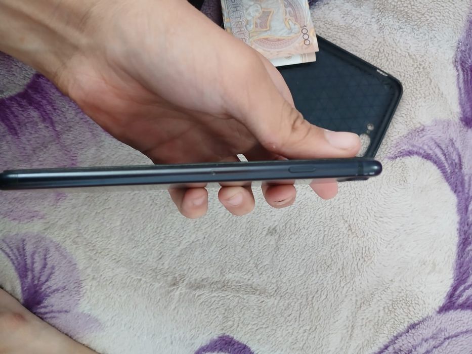 Айфон 7+ идиал обмен
