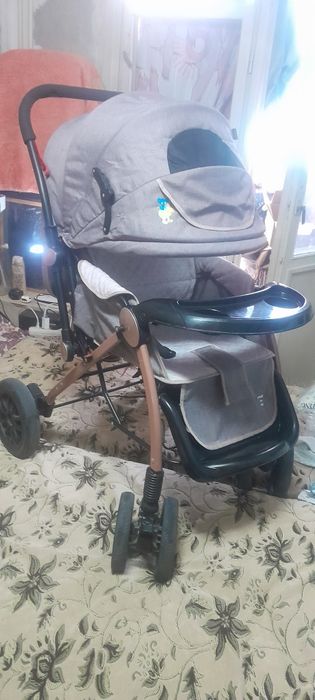 Каляска детская      .