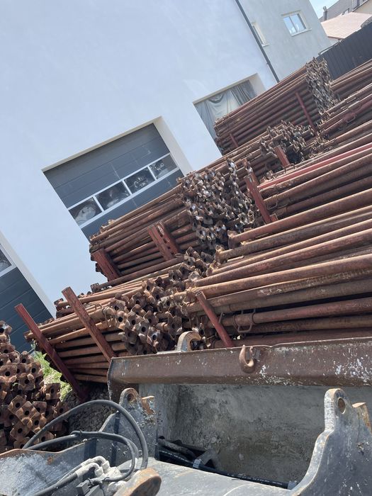 Popi metalici punteli