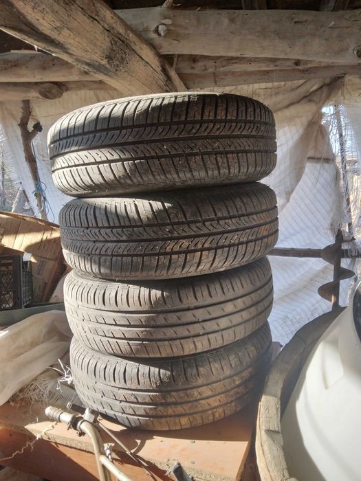 Продавам гуми  летни и зимни